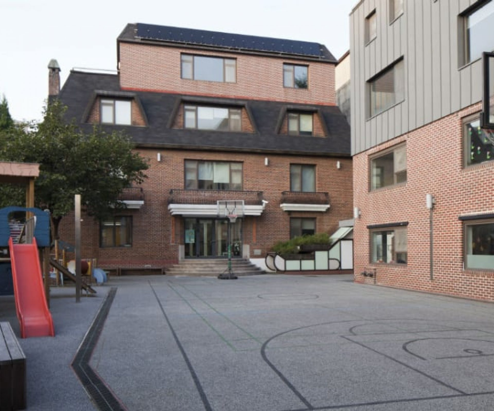 Seoul German School Yongsangu, Seoul 10 Directory