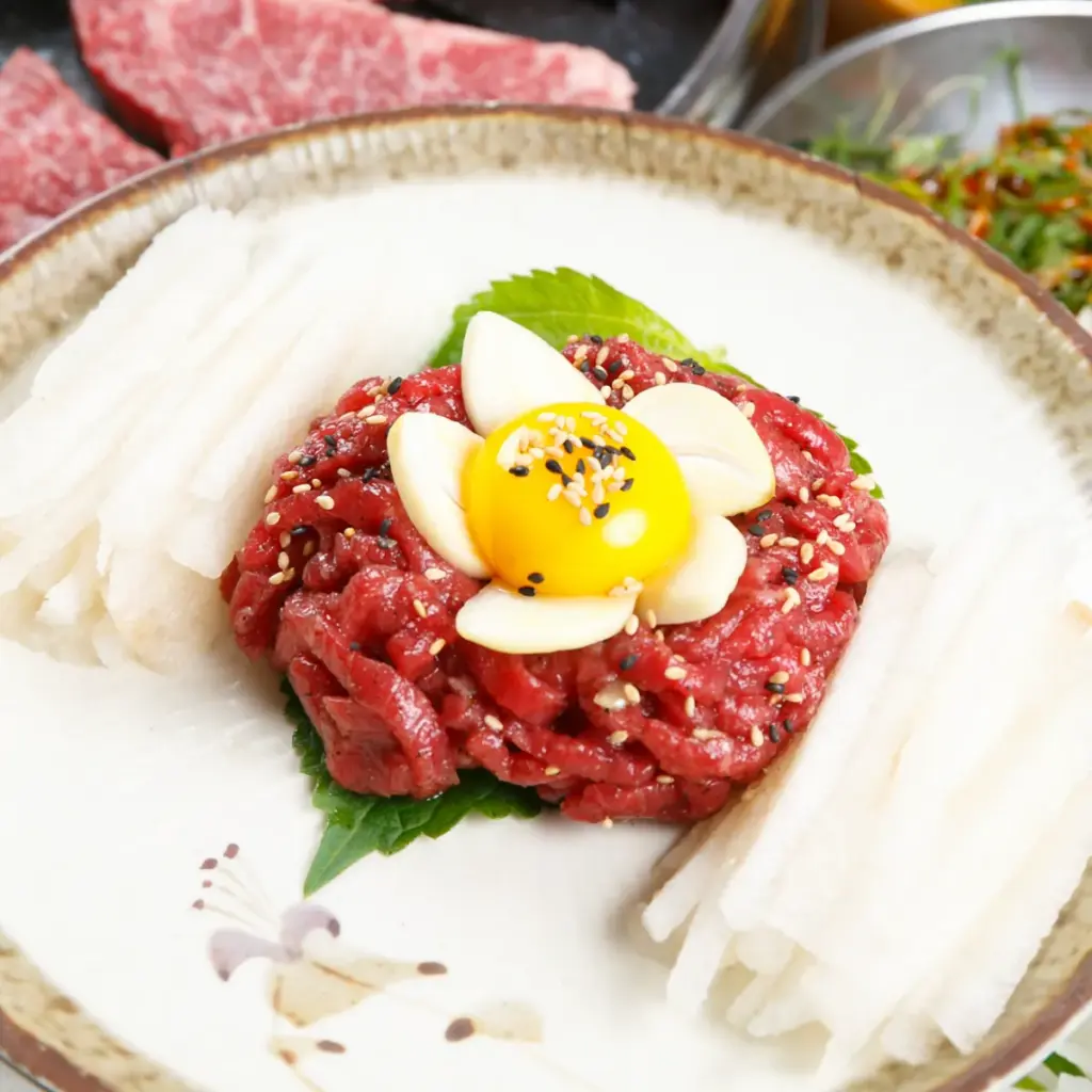 Yukhoe 육회