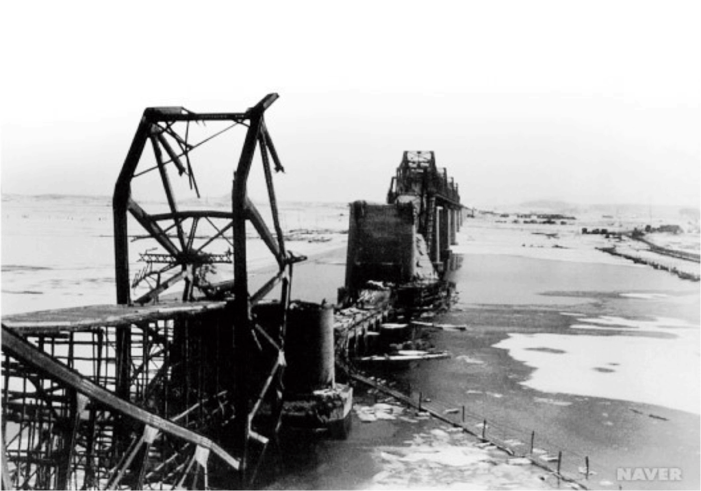han river bridge blown up