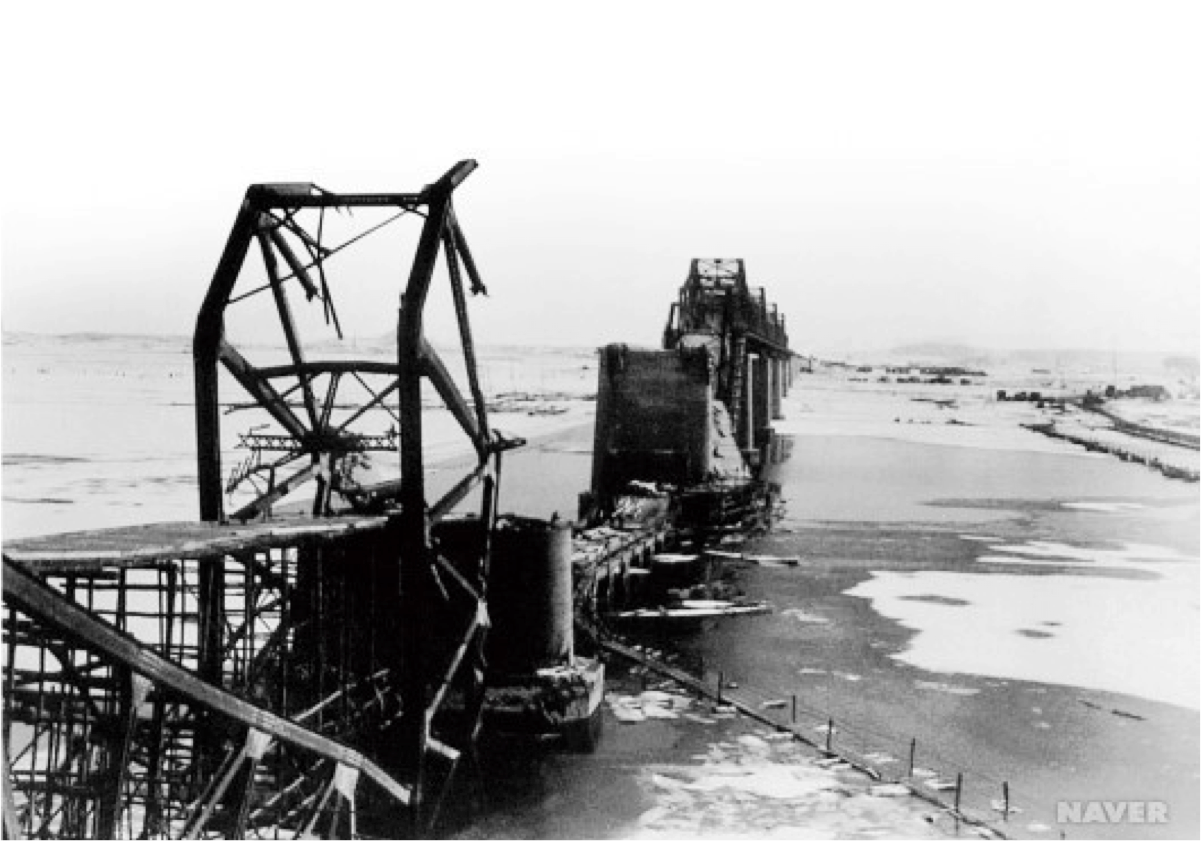 han river bridge blown up