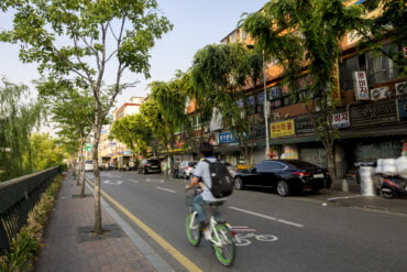 cycling in seoul