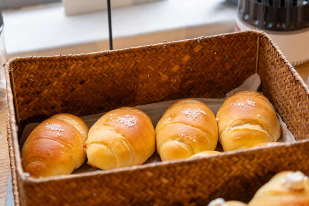 salt bread korean street food desserts 