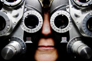 8 English speaking Optometrists in Korea