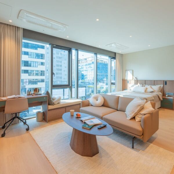 Best housing option for expat and professional in Seoul - Best serviced apartments in Seoul - Best serviced residence in Seoul - Best apart hotel in Seoul - Weave Living Junior Suite