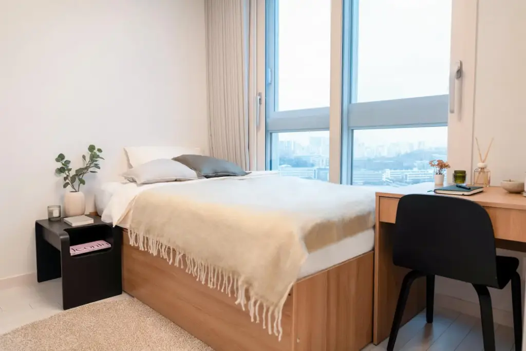 Weave Studios Dongdaemun East Bedroom
