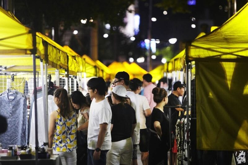 Dongdaemun Yellow Tent Open Market